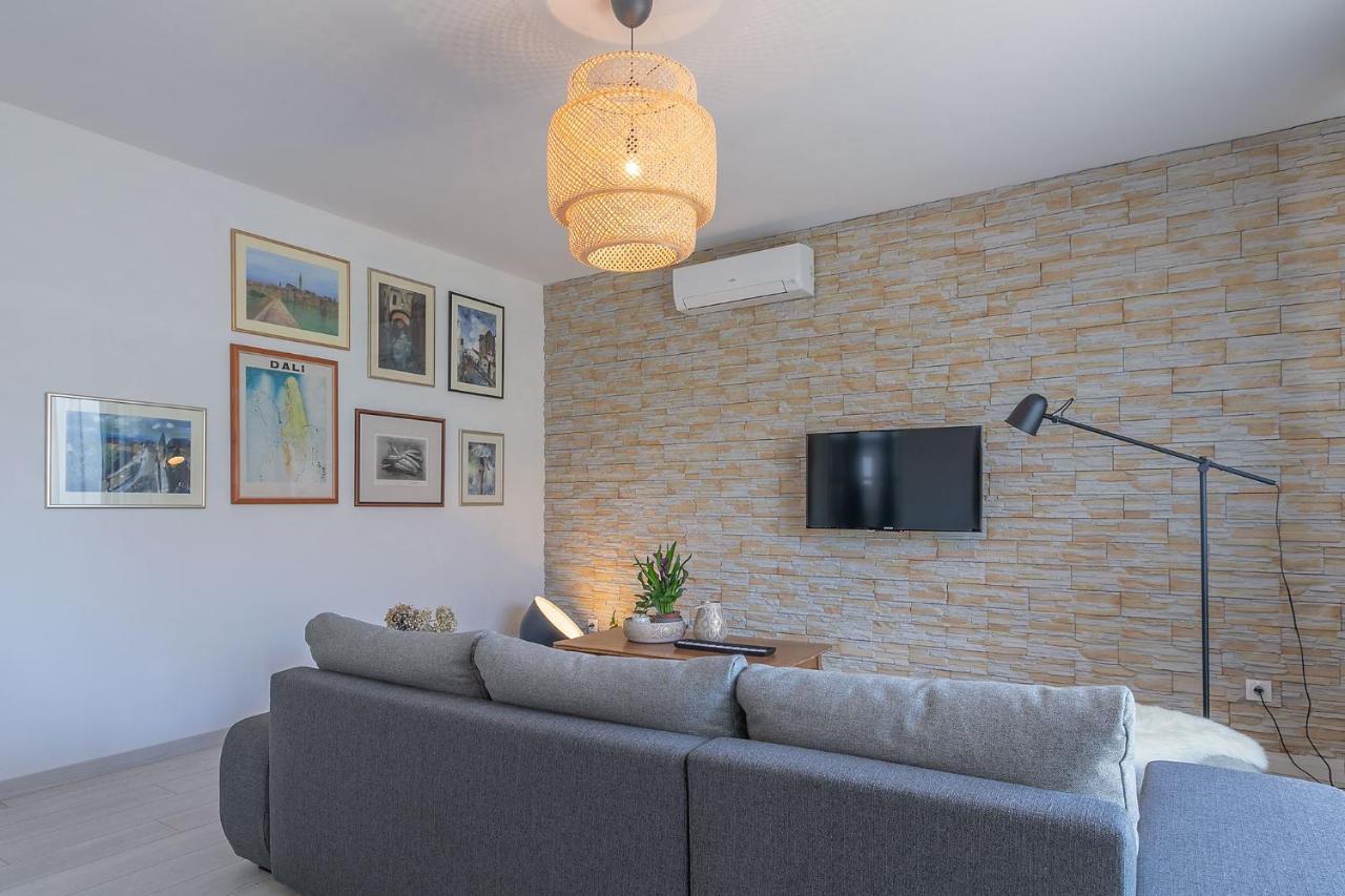 Premium 100M2 Sea View Apartment Ližnjan Buitenkant foto