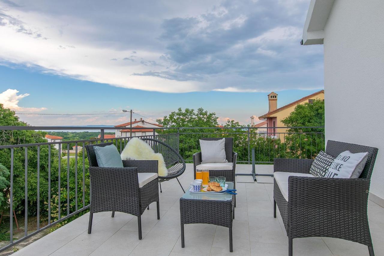 Premium 100M2 Sea View Apartment Ližnjan Buitenkant foto
